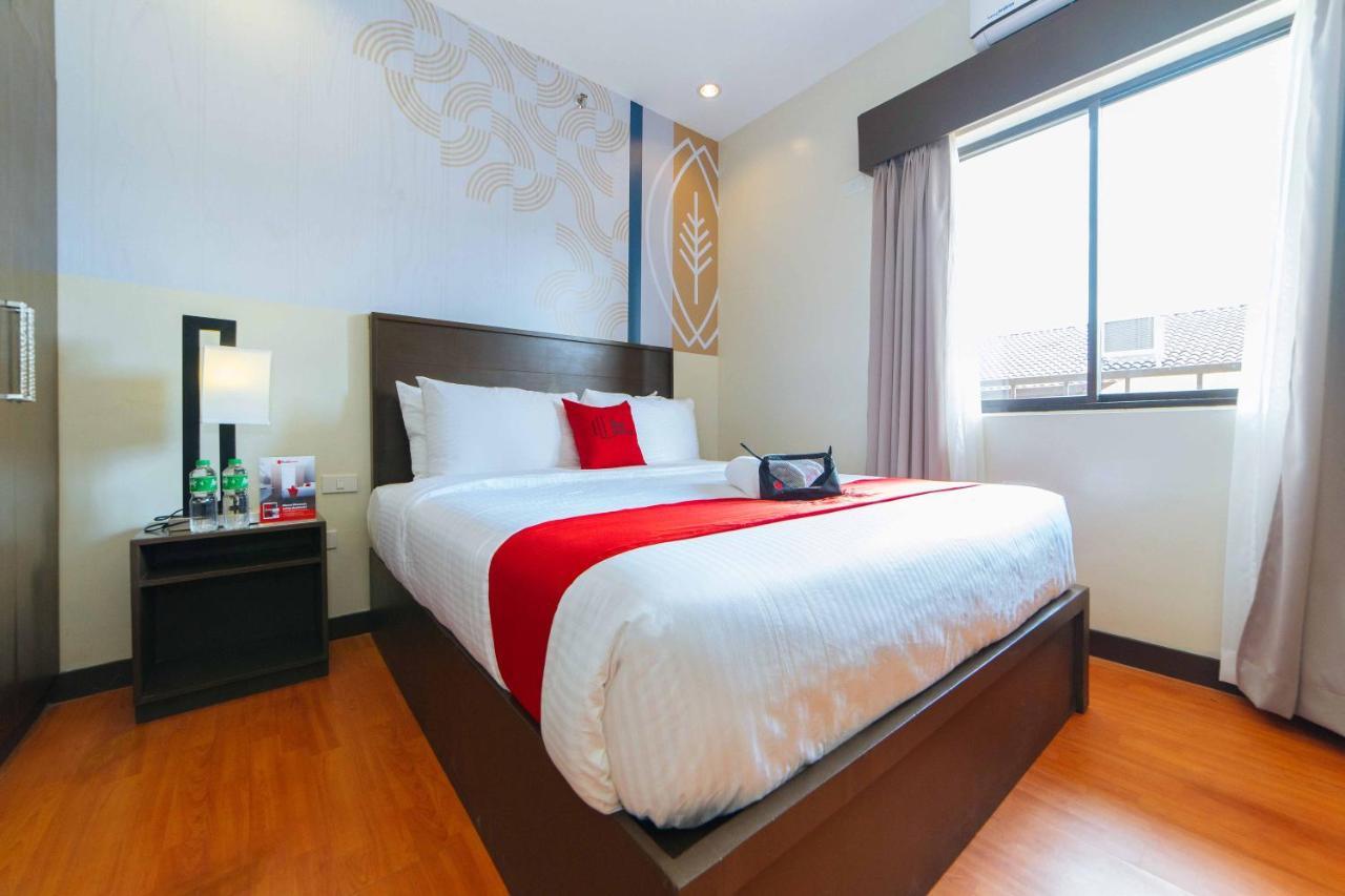 Отель Reddoorz Premium @ Sta Rosa Tagaytay Road Silang Экстерьер фото